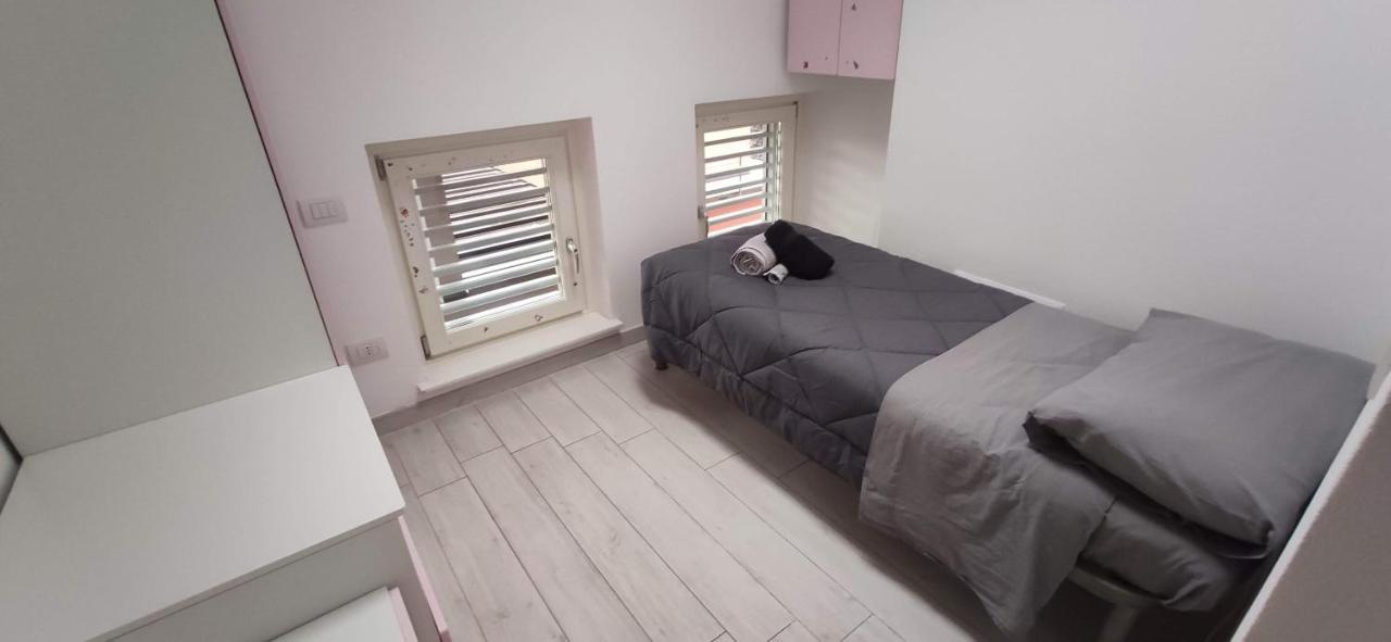 Charme Lake Loft Ispra Exterior foto