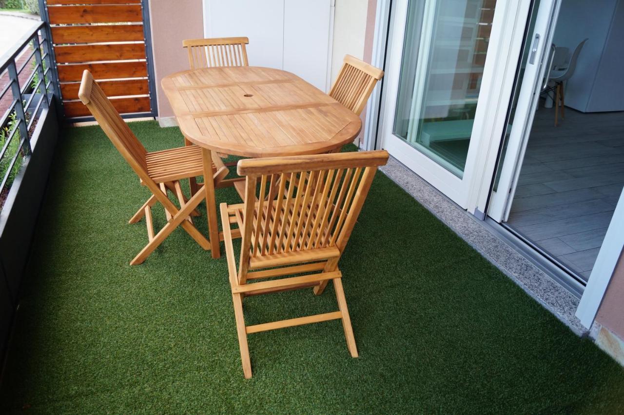 Charme Lake Loft Ispra Exterior foto